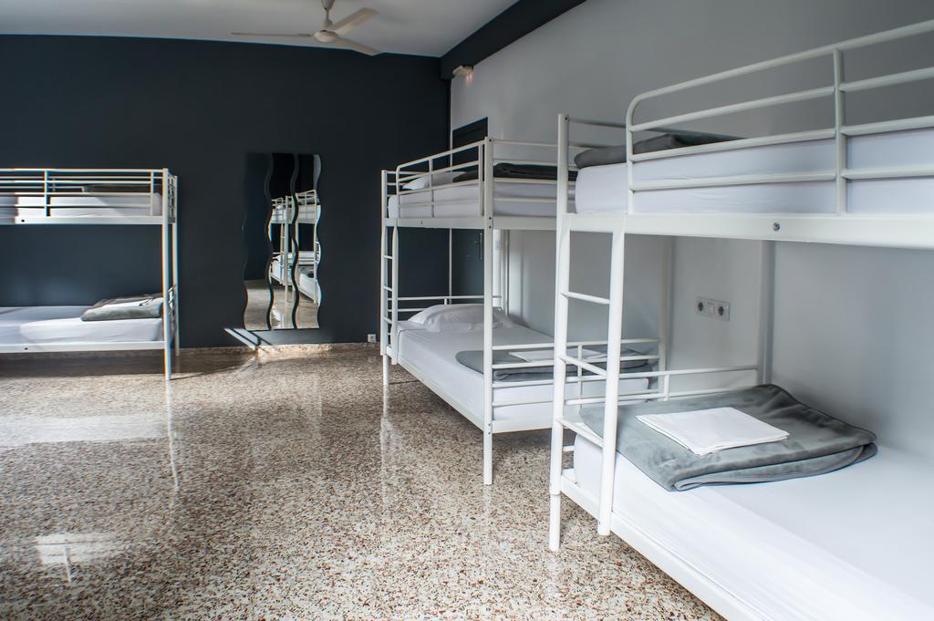 Quart Youth Hostel & Apartments Valencia Ruang foto
