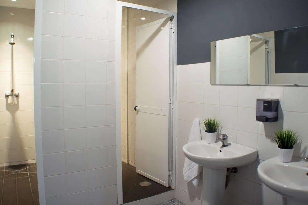 Quart Youth Hostel & Apartments Valencia Bagian luar foto